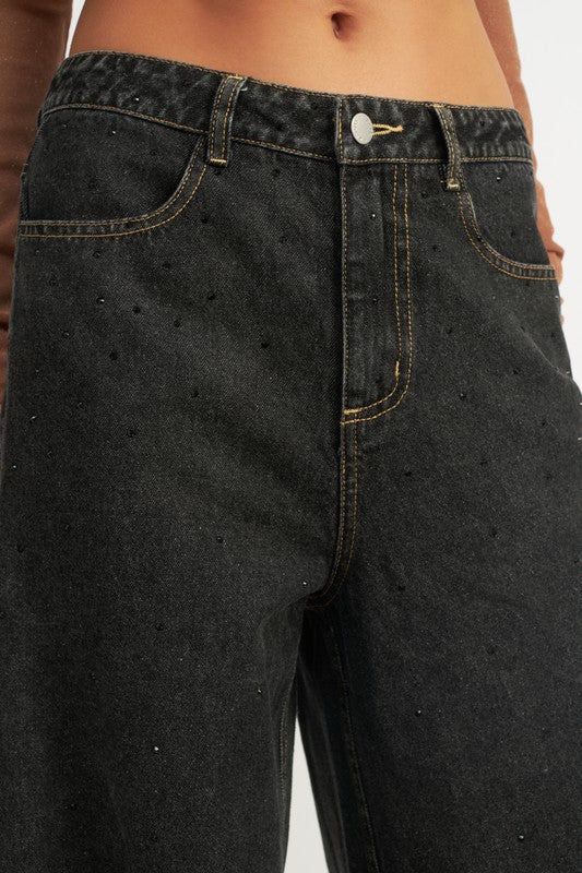 BOYFRINED PANTS WITH CONTRASTED STITCHING