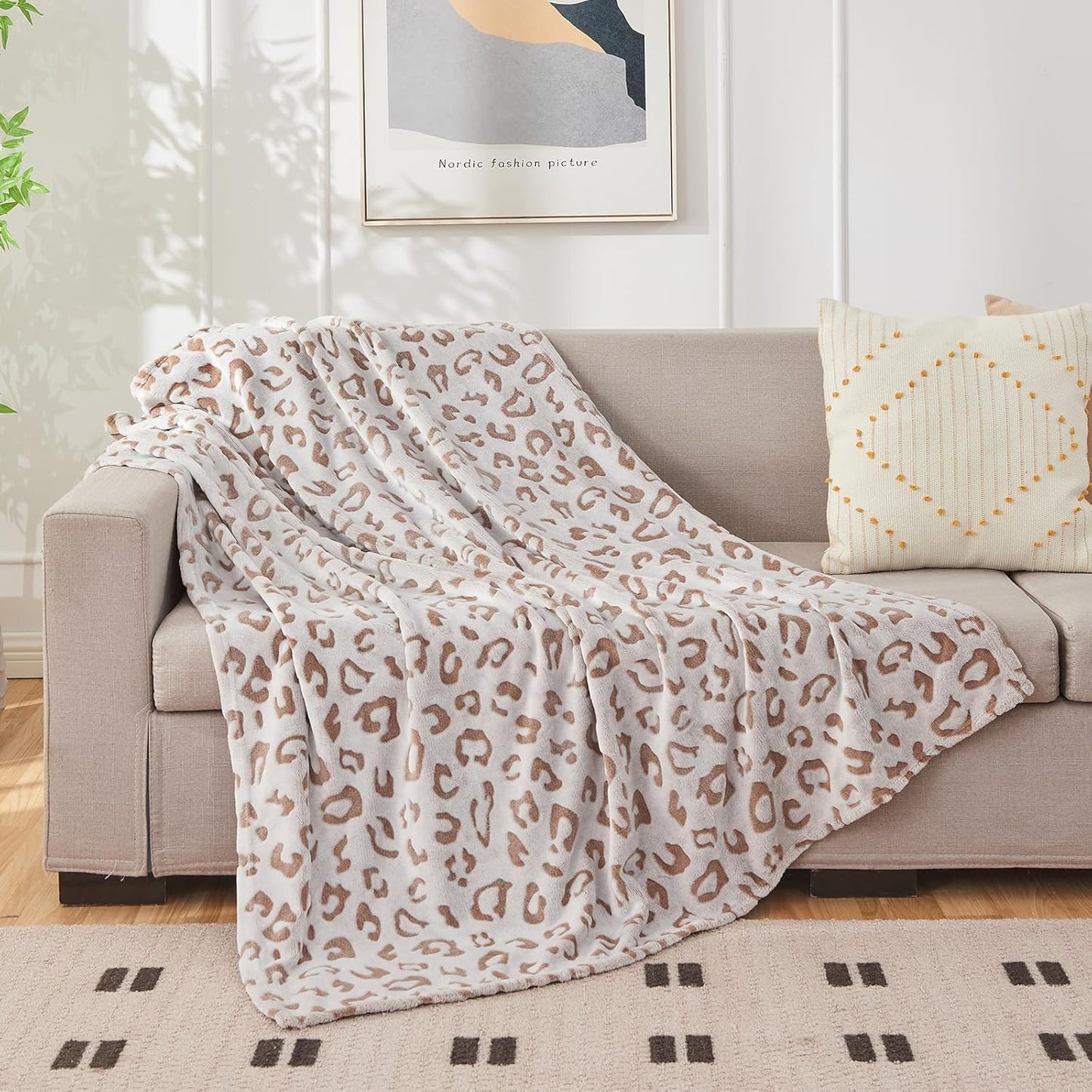 Cheetah Print Flannel Fleece Throw Blanket